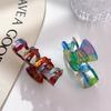 Fashionable Acetate Hair Claw Clip For Women With Colorful Designs And Geometric Lines
