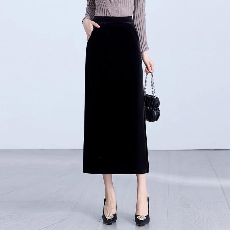 Women's Black Velvet High Waist Slit Midi Skirt - Spring/Autumn 2026