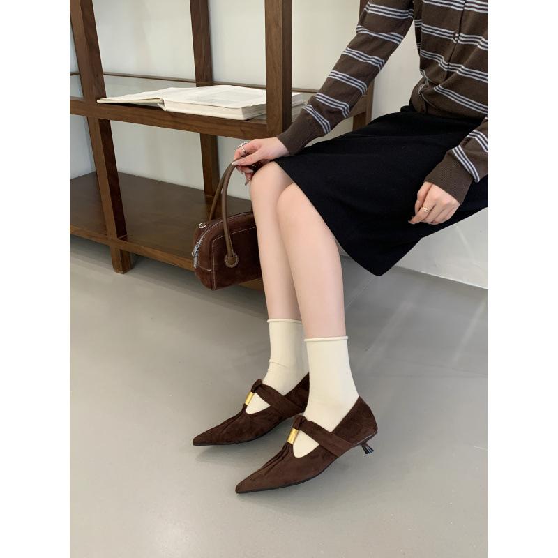 2025 new retro suede shallow mouth Mary Jane pointed head single shoes fashionable versatile soft sole small square head single shoes