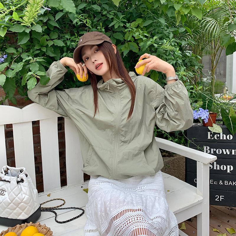 

Новая одежда для защиты от солнца для женщин с капюшоном, с длинными рукавами, защитная одежда для кожи от солнца, тонкая водонепроницаемая куртка-кардиган на молнии, свободная для лета L