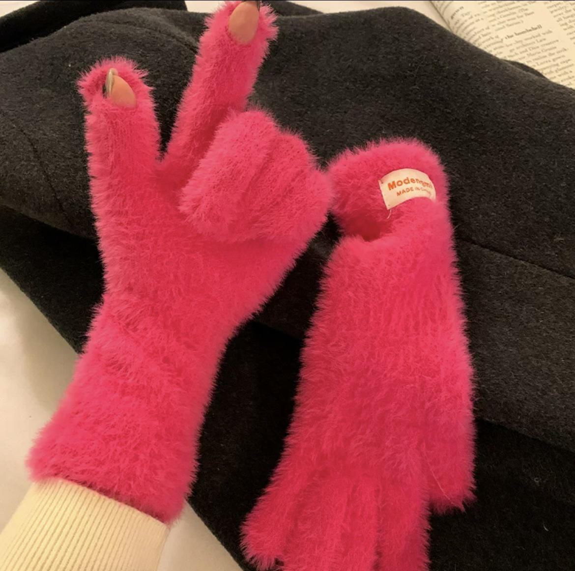 

Жіночі зимові сенсорні рукавички - теплі, прості, однотонні, розширений захист зап ястя рожевий червоний колір