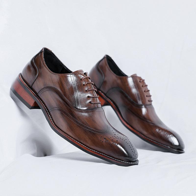 

Чоловічі шкіряні туфлі з гострим носком, дербі в британському стилі, повсякденні трисекційні ділові туфлі, весільне взуття для нареченого 8174-R 44 світло-коричневого кольору