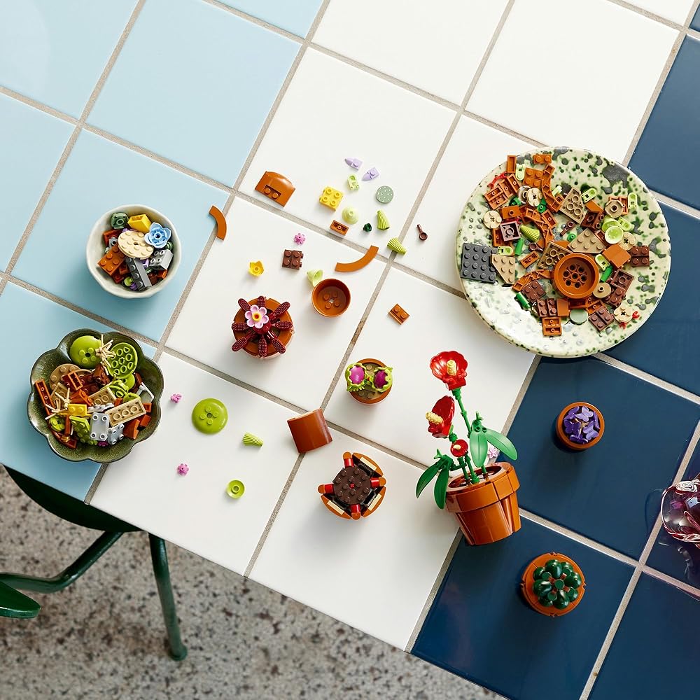 LEGO Botanical Mini Plant Set 758 Pieces Indoor Decoration Toy for Home and Office