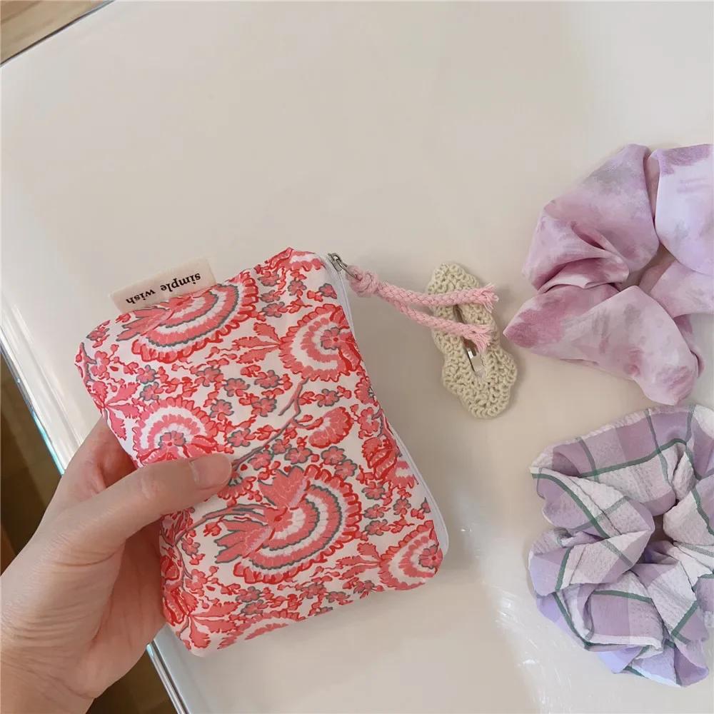 Cute Wallet Women Cotton Key Coin Purse Mini Coin Pouch Girls Floral Print Lipstick Sanitary Napkin Organizer Zipper Canvas Bags