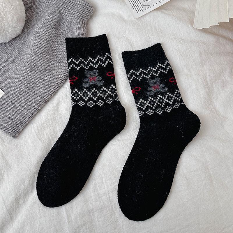 Retro Socks Female Cute Cartoon Bear Medium Tube Socks Warm Wool Stacking Socks Boneless