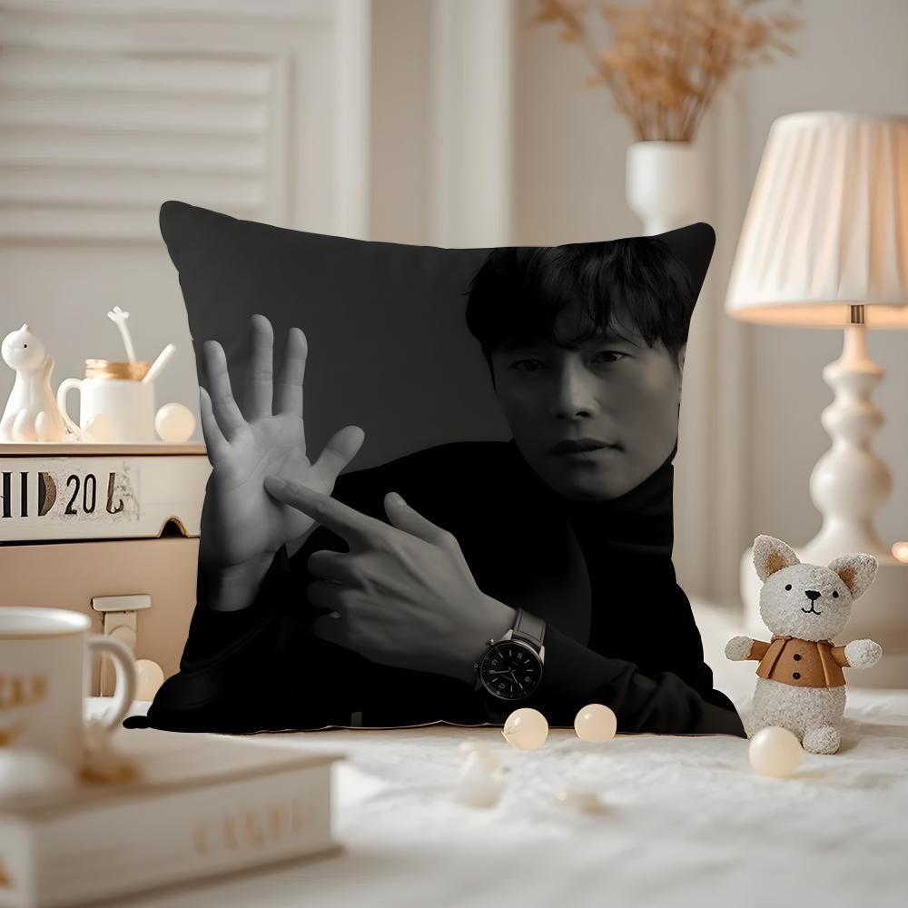 

Musife Lee Byung Hun actor Cushion Cover Antidustmite Pillowcase Invisible zipper silky short plush Sofa cushion cover 30X30cm