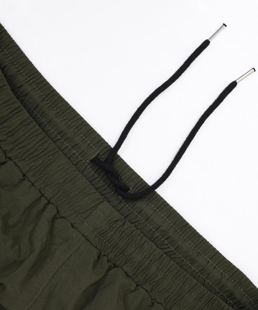 CAMEL WORK Standard String Nylon Pants (Green)
