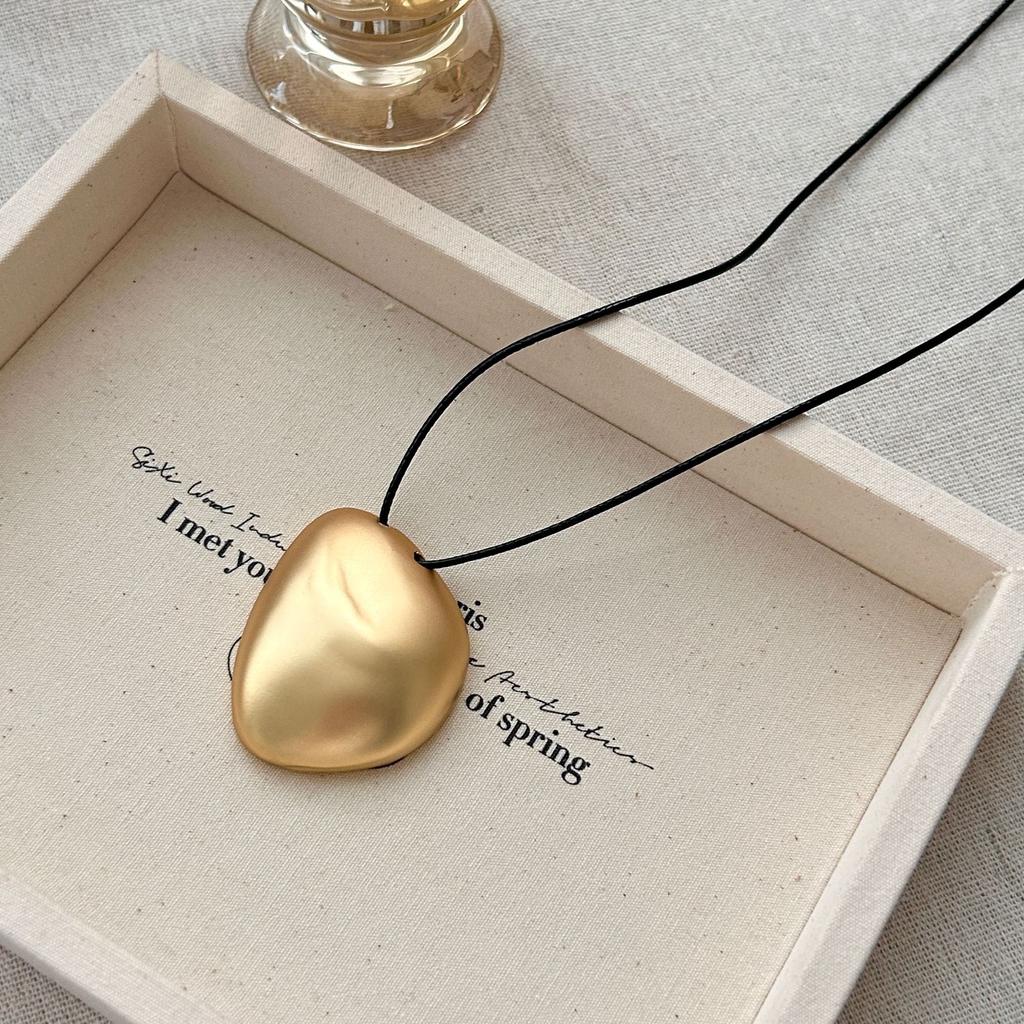 Fashion Matte Metal Irregular Pendant Necklace for Women Girls Simple Long Sweater Chain Accessory