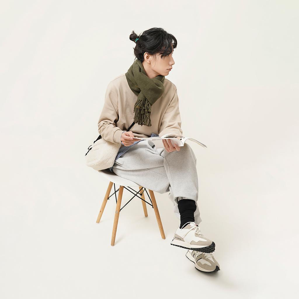 New Balance 327 White Grey Unisex Sneakers MS327NAR