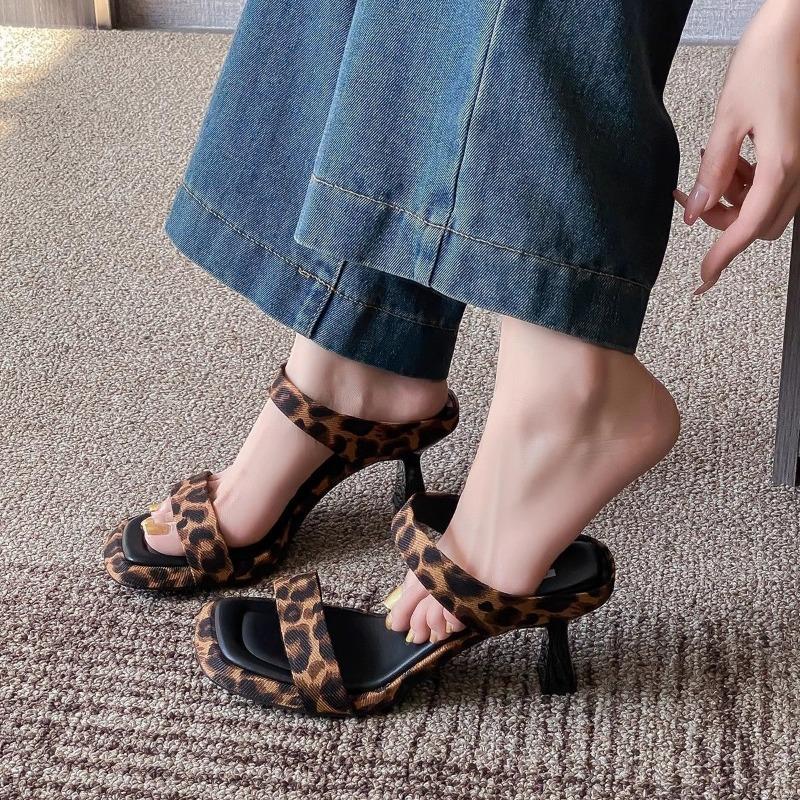 Fashion 2025 Fashion Leopard Platform Toe Block Heel Open-Toe Slides Chunky Summer Outdoor Bestseller Women's High Heel  Slippers