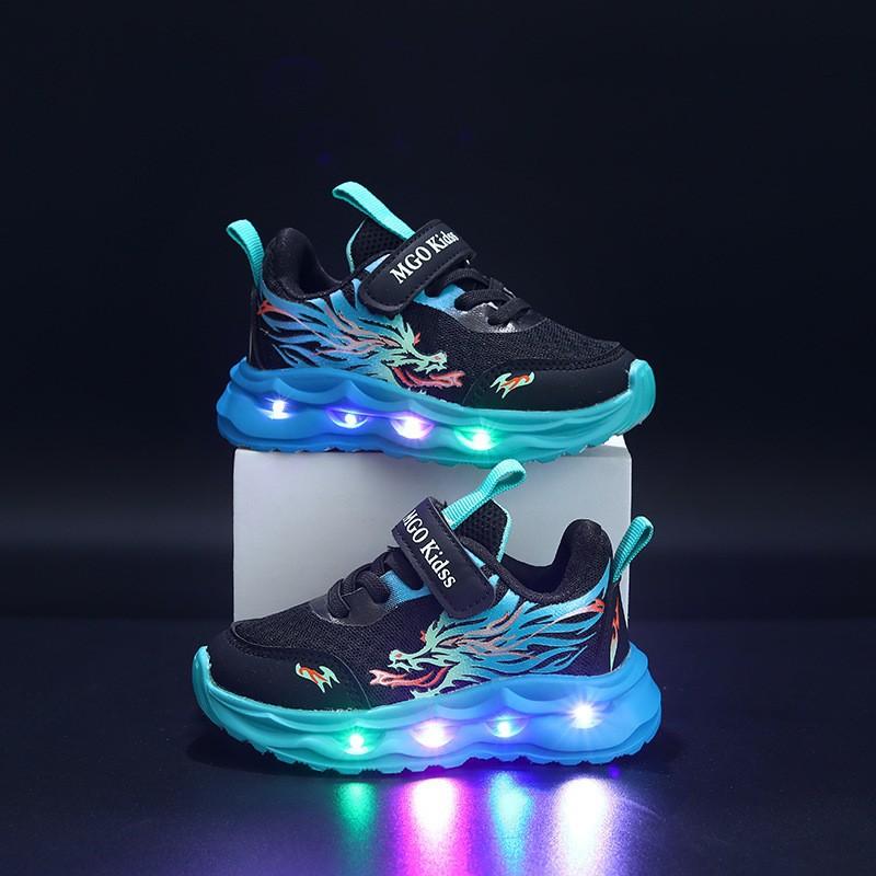 

Boy s Lightweight Sports Flashlight Shoes - Spring/Summer Children s Casual Anti-Slip Dad Shoes 36