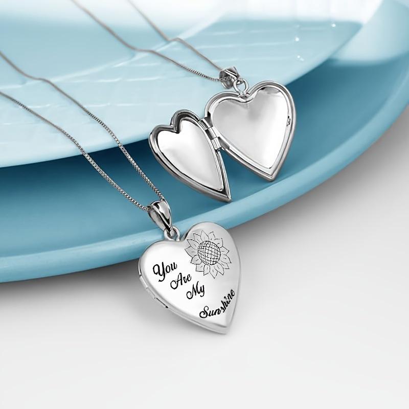 Heart-Shaped Openable Photo Pendant Necklace in Stainless Steel - Mother's Day Gift
