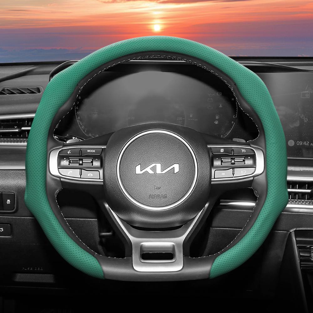 Suitable for Kia Perforated Leather Steering Wheel Cover, Non-Slip, Sweat-Absorbent, Breathable, Integrated Protective Case Sportage K5 Seltos Forte