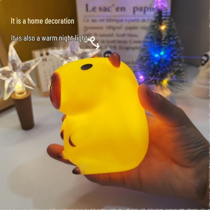 Capybara Night Light: Silicone Child-Friendly Guinea Pig Lamp and Creative Room Ornament