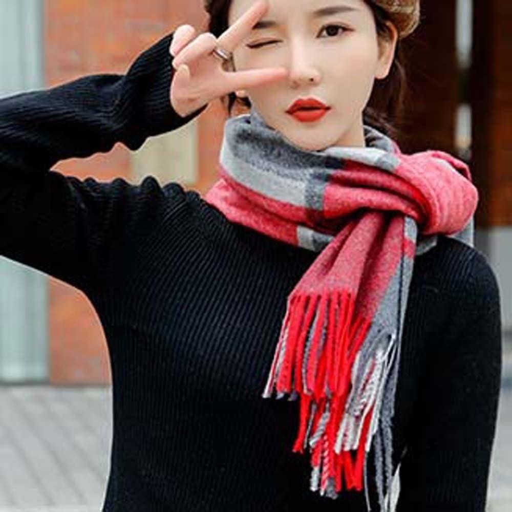 Polyester Knitted Wool Scarf Soft Long Neckscarf with Tassel Gifts Classic Plaid Scarf  Winter