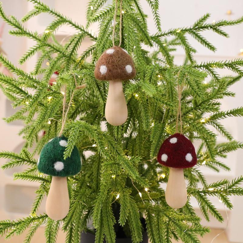 New Mini Christmas Wool Felt Mushroom Christmas Tree Pendant Faceless Midget Old Man Christmas Ornament Pendant Festive Supplies