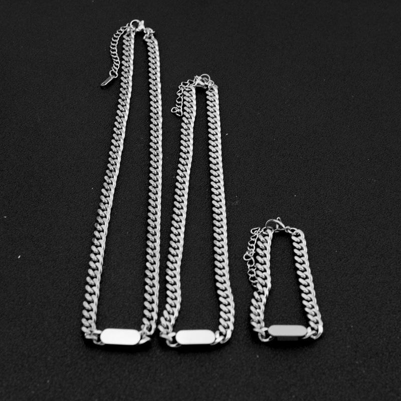 Kedja Titan Halsband Ovalt Halsband Hip-hop Titan Halsband för Män och Kvinnor Älskare