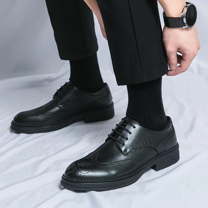 Brogues alla moda, scarpe casual da uomo in pelle, mocassini, scarpe a blocchi cucite a mano, design lusso s, scarpe sociali, slip-on