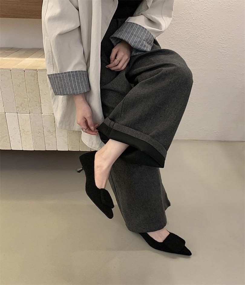 

Korean version of pointed-toed thin-heeled shallow-mouth single shoes for women s 2025 spring and autumn new temperament versatile professional low-h 39 чёрный