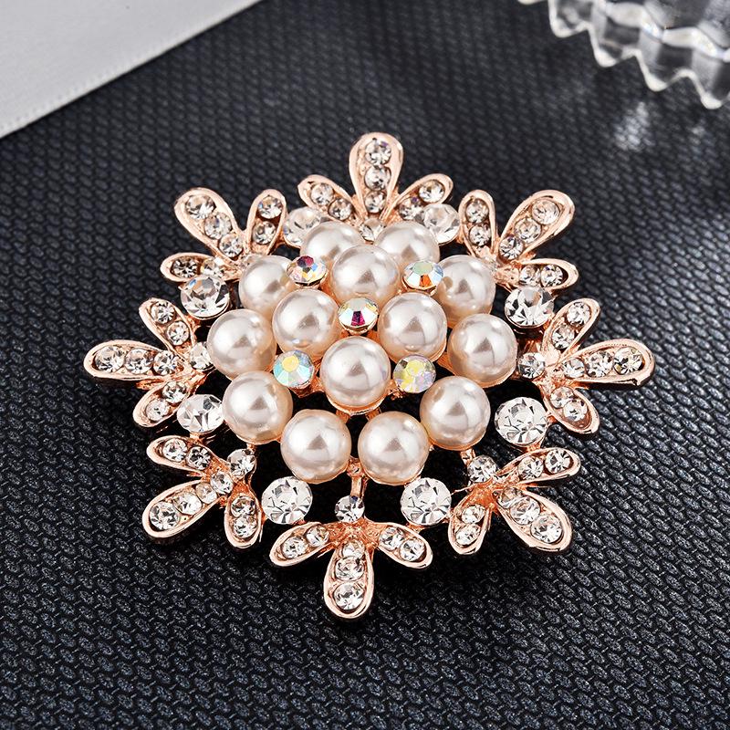 High-End Korean Alloy Scarf Buckle with Diamond, Pearl, and Brooch Pin Accessories