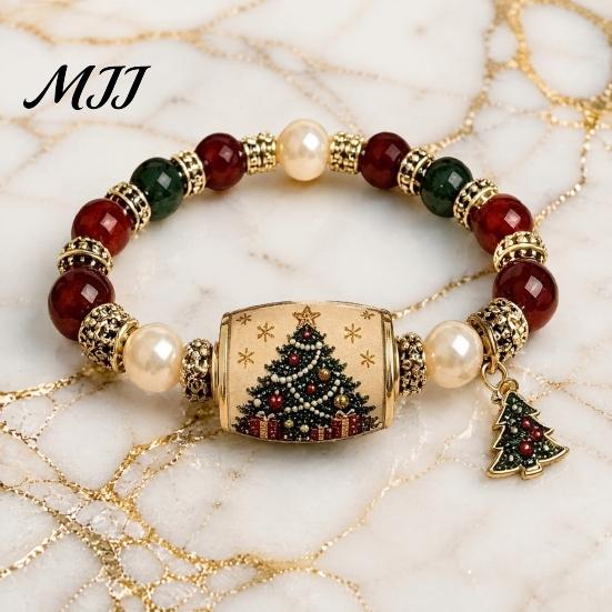 Stackable Charm Jewelry Christmas Beaded Stretch Bracelets, Faux Pearl Beads Fashion Holiday Accessory Santa Claus/Tree/Elk/Stocking Bracelet,