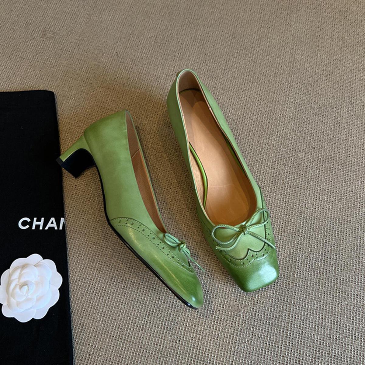 

Sheepskin version~ retro literary and new high heels women s carved personalized square head leather single shoes thick heel temperament women s shoes 40