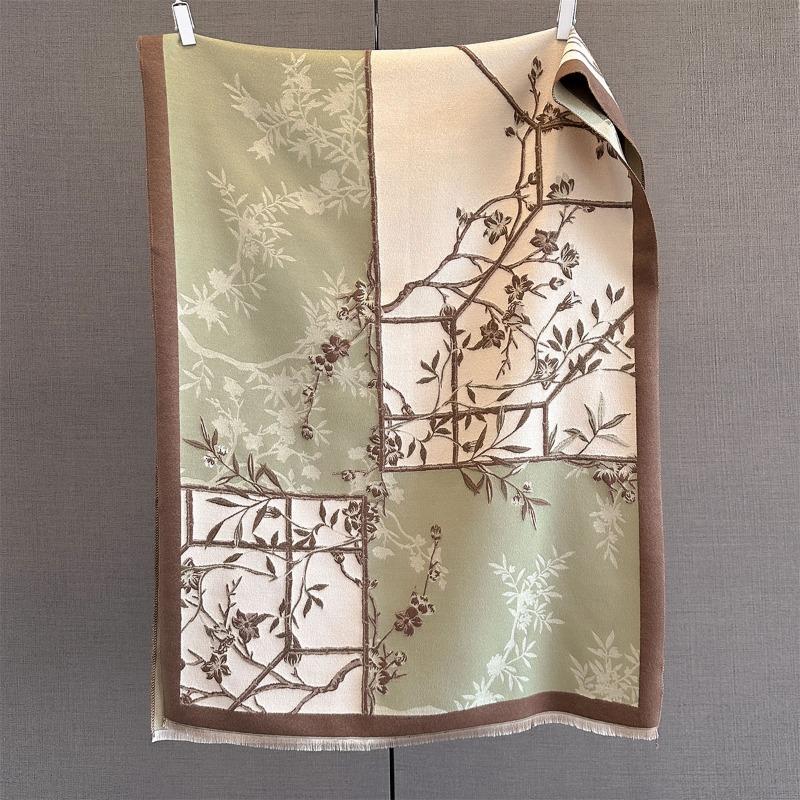 Autumn New Cashmere Tassel Scarf Women's Fashion Age-reducing Jacquard Scarf Warm and Thickened Large Shawl