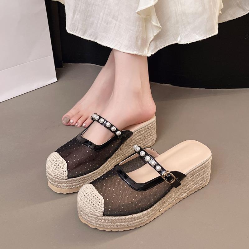 New Summer Style of Women's Flip-flops, New Chinese-style Thick-soled Pearl Toe Half-drag Straw Woven High-heeled Women's Shoes