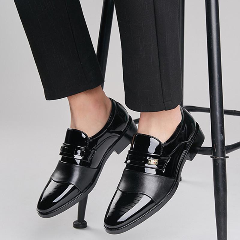 FashionMen's Leather Casual Business Shoes Men Buckle Party Wedding Loafers Retro Monk Shoe Men Outdoor Driving Flats moccasins