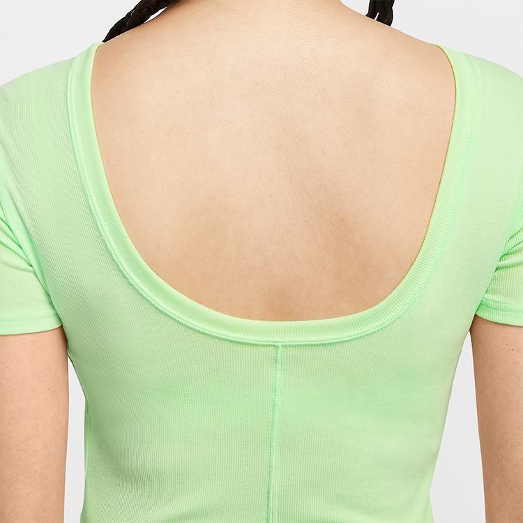 Nike T Shirt Women's Light Green FN3665-376