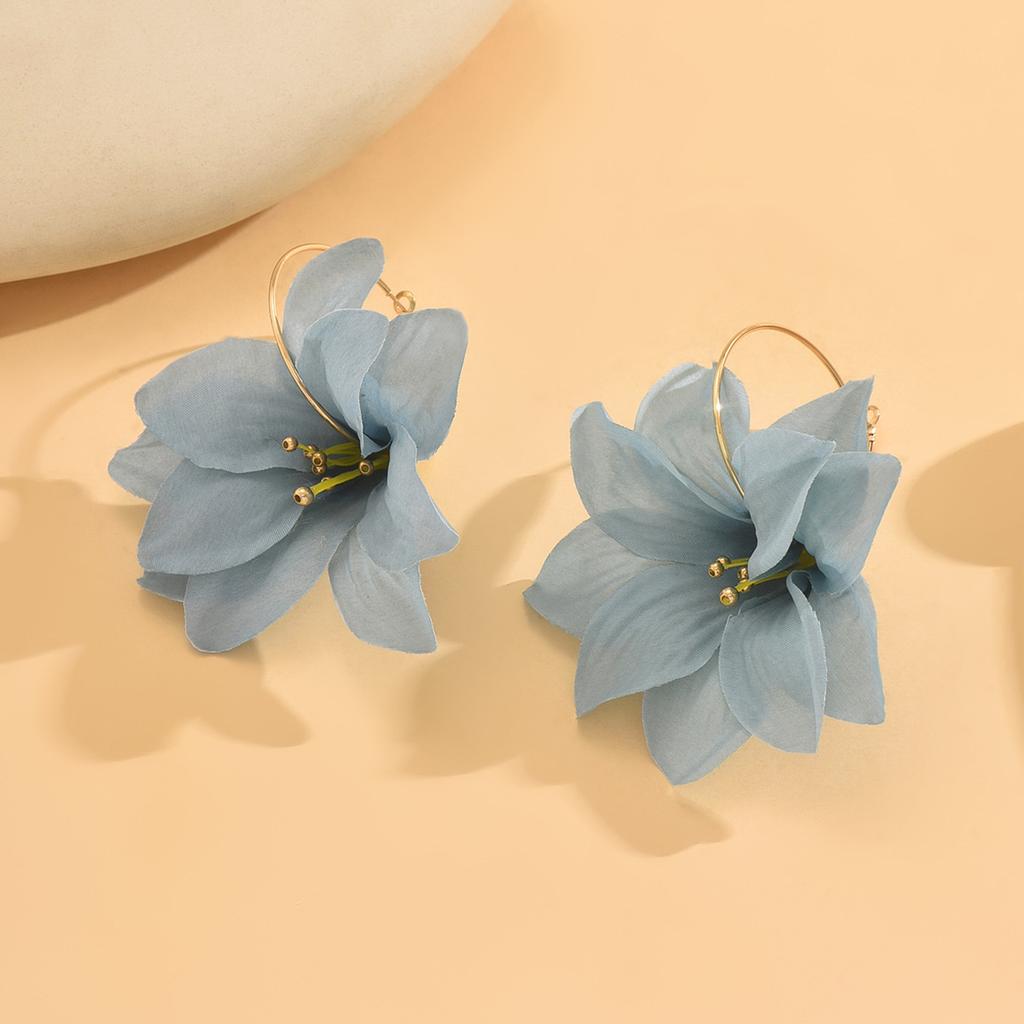 Simulation flower earrings temperament less heart flower earrings