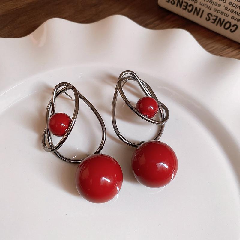 Silberne Nadel Tropfenöl Rote Perlen Ohrstecker - Eleganter & Vielseitiger Schmuck für Damen