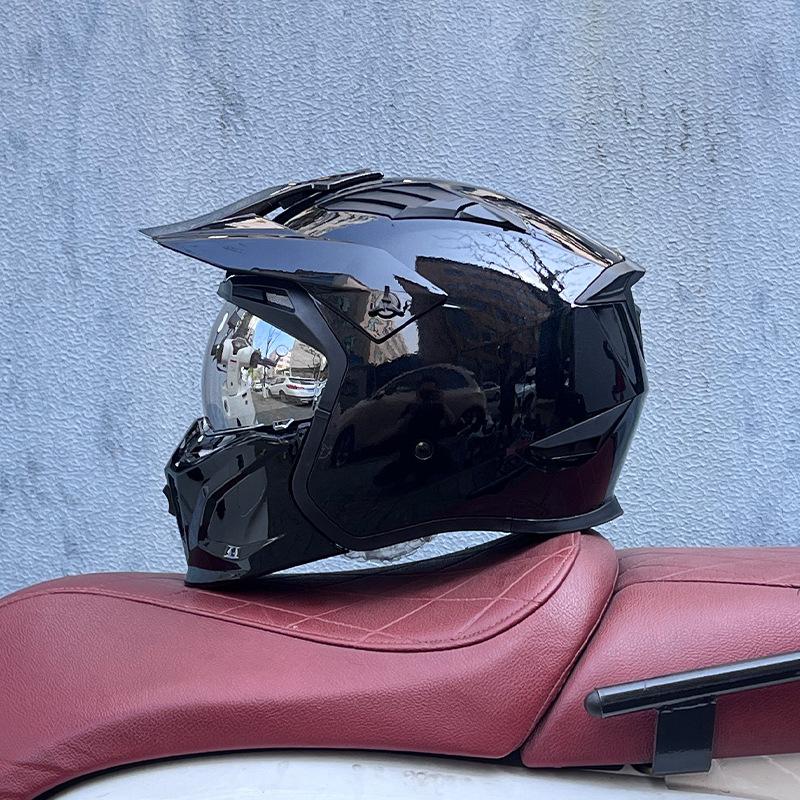 Street Fighter Motorcycle Helmet Men's and Women's Full Helmet Four Seasons Locomotive Retro Detachable Combination Helmet