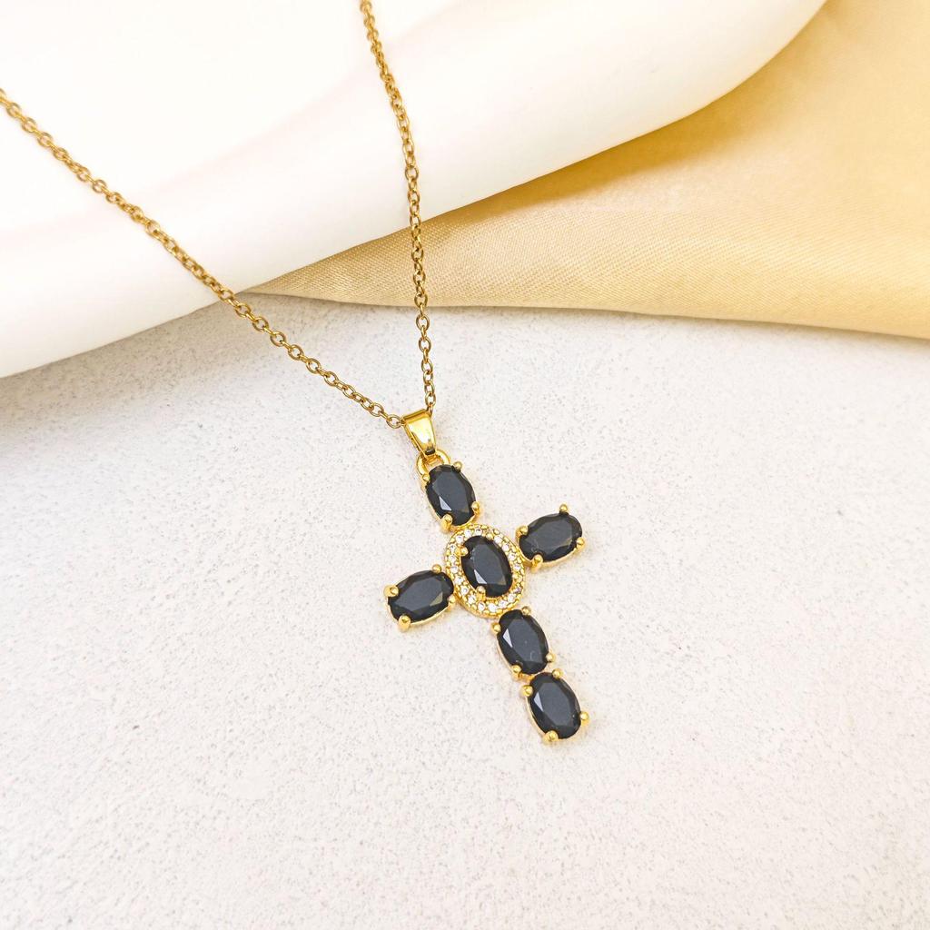 Women's Gold-Plated Copper Necklace: Luxury Fu Lu Pendant Clavicle Chain - Versatile Fashion Accessory