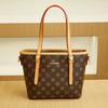 Large Capacity Tote Bag Trendy High-end Texture Women's Bag Casual Underarm Bag Versatile Messenger Bag