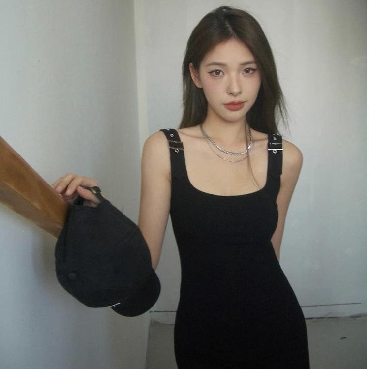 Hepburn Style Suspender Dress Women's Summer New Fashion French Design Sense Niche Vest Long Skirt