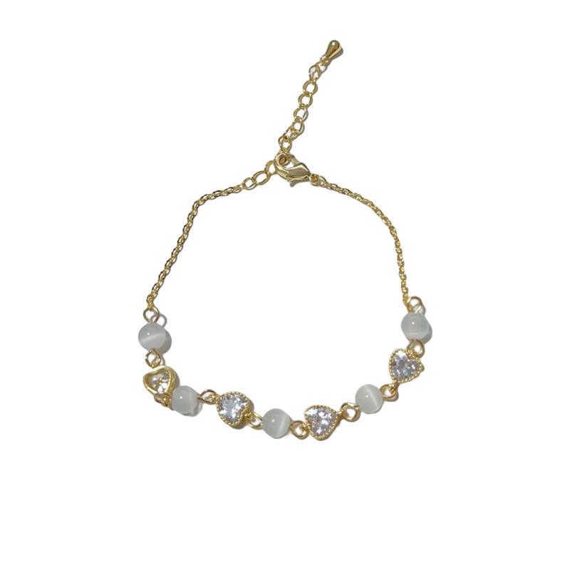 Niche Women's Zircon Heart Bracelet - Versatile, Sweet, Simple Hand Jewelry