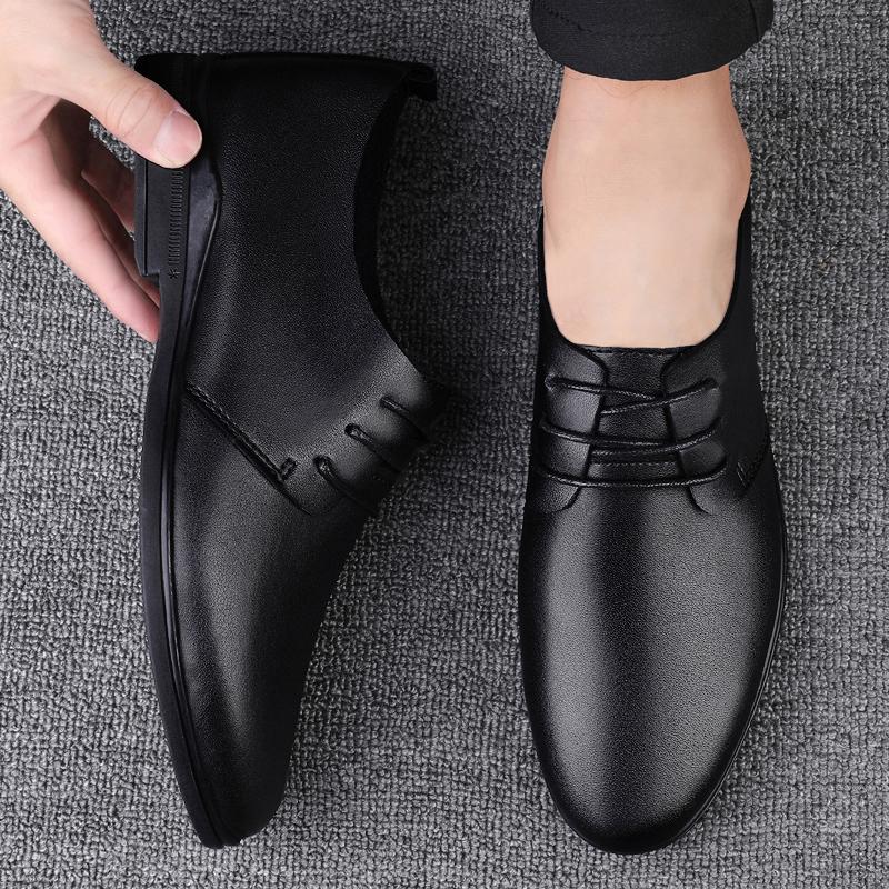 Fashion Leather Male Wedding Shoes Lace-Up Men's Oxford Shoes Classic Formal Business Dress Shoes 2025 New Arrival Male Walking Flats