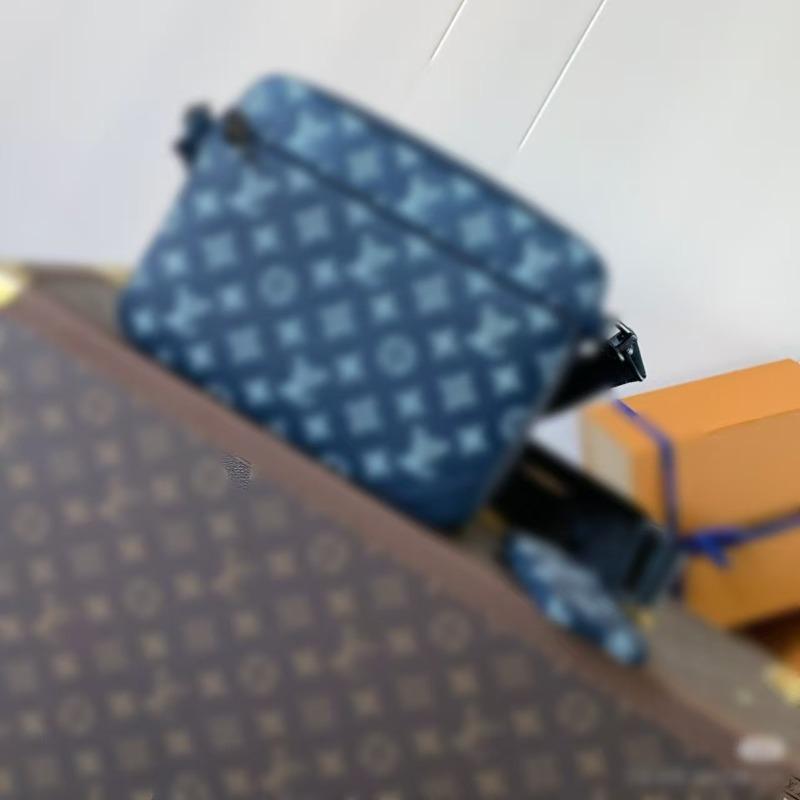 Canvas inner trendy casual shoulder bag fashion temperament three-in-one messenger bag for waterproof and versatile