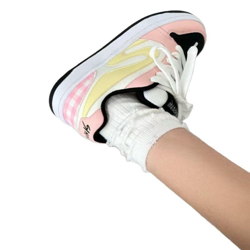 High-value retro trend 2025 spring new versatile student leisure sports board shoes women pink bread shoes women