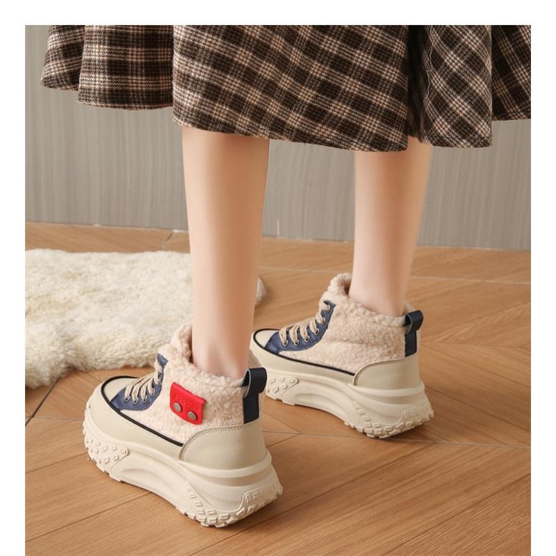 Women's Winter Fashion Casual Trend With Plush Insulation High Top And Height Increasing White Shoes