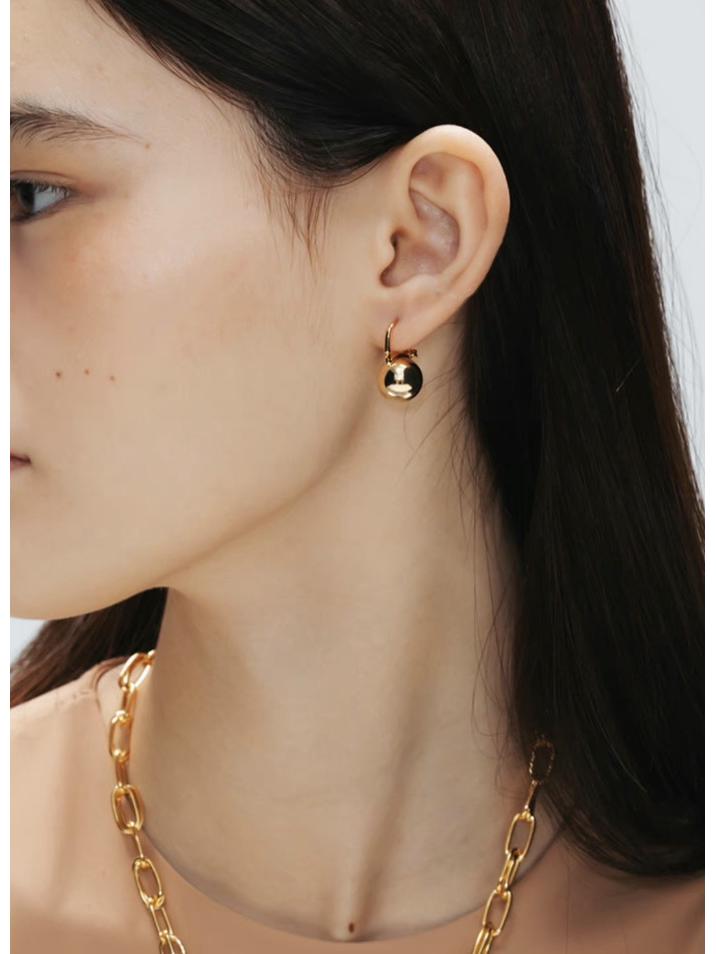 Boucles d'oreilles clous boule en métal style blogueuse coréenne – Design rond petit à la mode or et argent