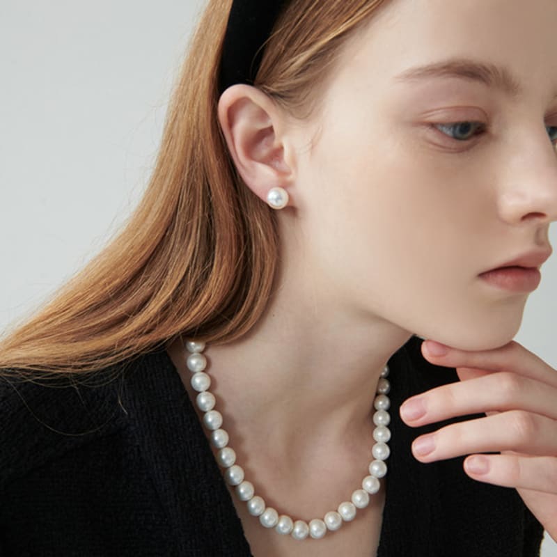 TOU CRH004 Classic mood semi bold pearl necklace