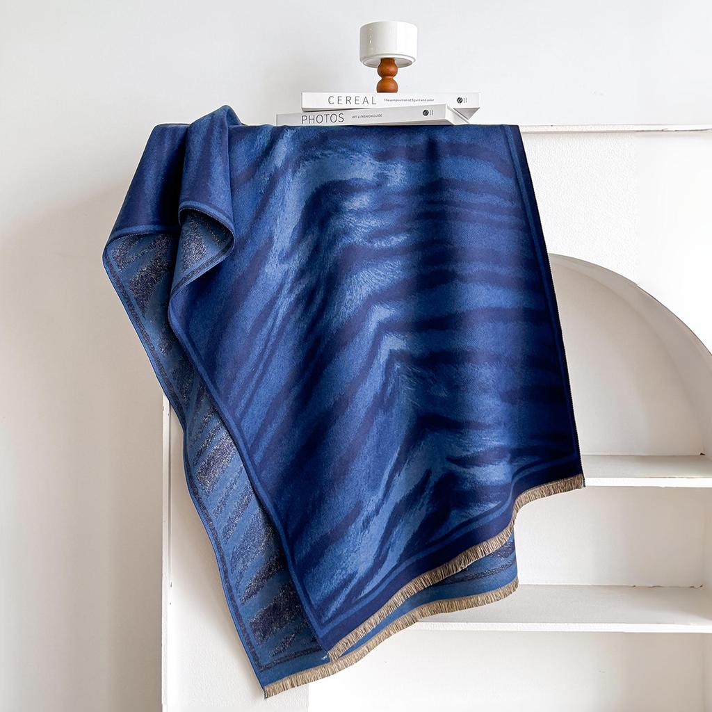 New Elegance Two-Sided Leopard Print Scarf Warm Fringe Pashmina Shawl Autumn and Winter Outdoor Coldproof Windproof Blanket