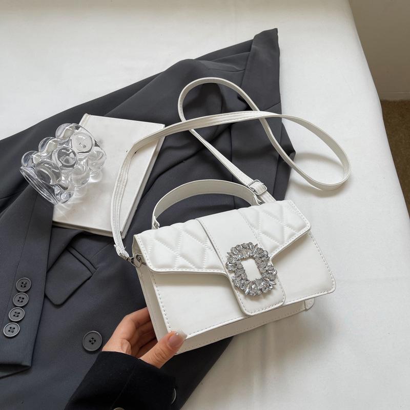 Однотонная сумка через плечо для женщин — фото 5