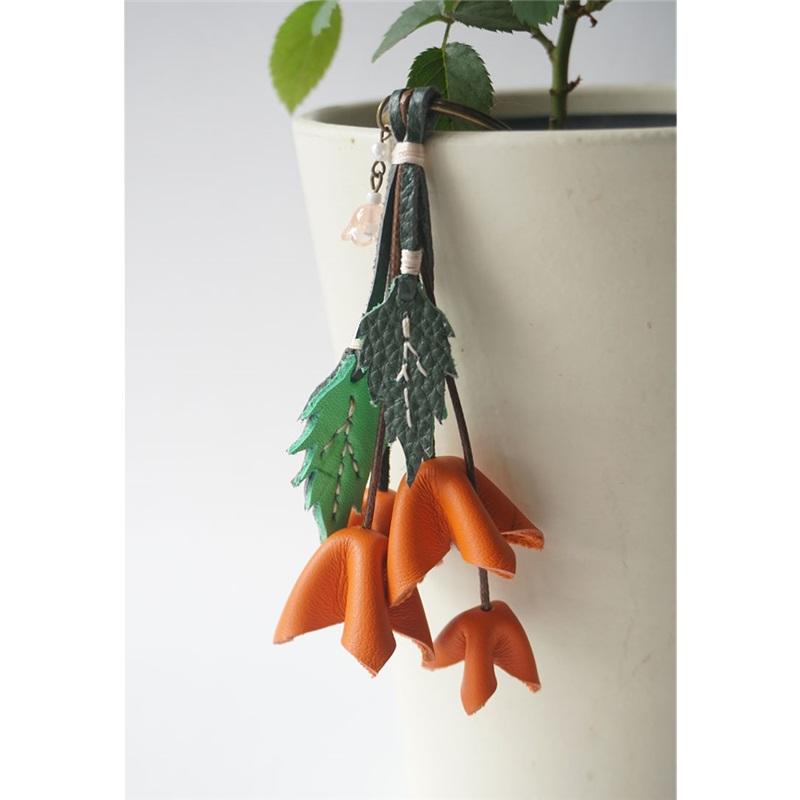 Handmade Genuine Leather Keychain with Flowers and Leaves, Bag Accessory