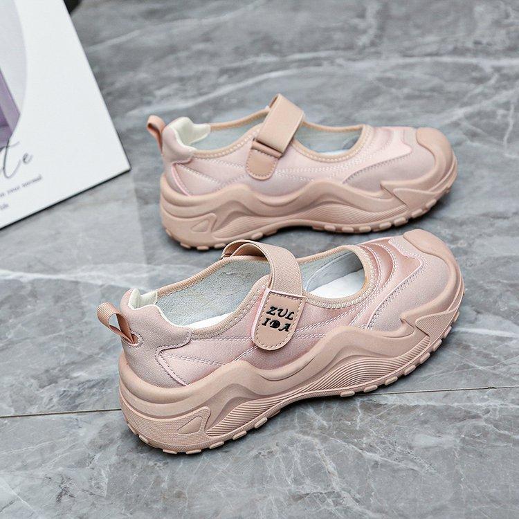 Retro Forrest Gump training shoes 2025 summer and autumn new thick-soled Velcro sports sandals women's shallow mouth Mary Jane women's shoes