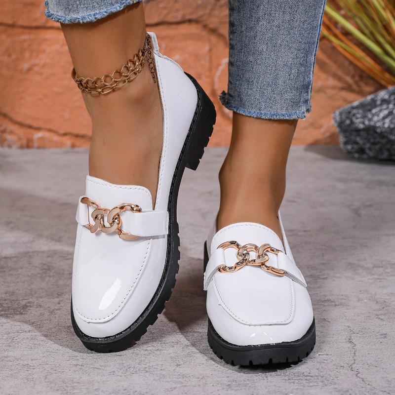 Fashion Spring Round Toe Loafers Women's British Style High Heels Shoes 2025 Slip On Chunky Heels Woman Fashion Metal Decor Shoes Women