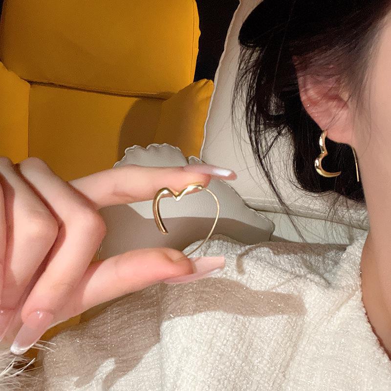 

Серьги-гвоздики S925 из серебра, роскошные, нишевые, в форме сердца - модный, универсальный дизайн для женщин A1284 золотой