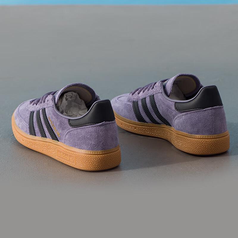 Adidas Unisex JR3847 Lifestyle Low-Top Sneakers